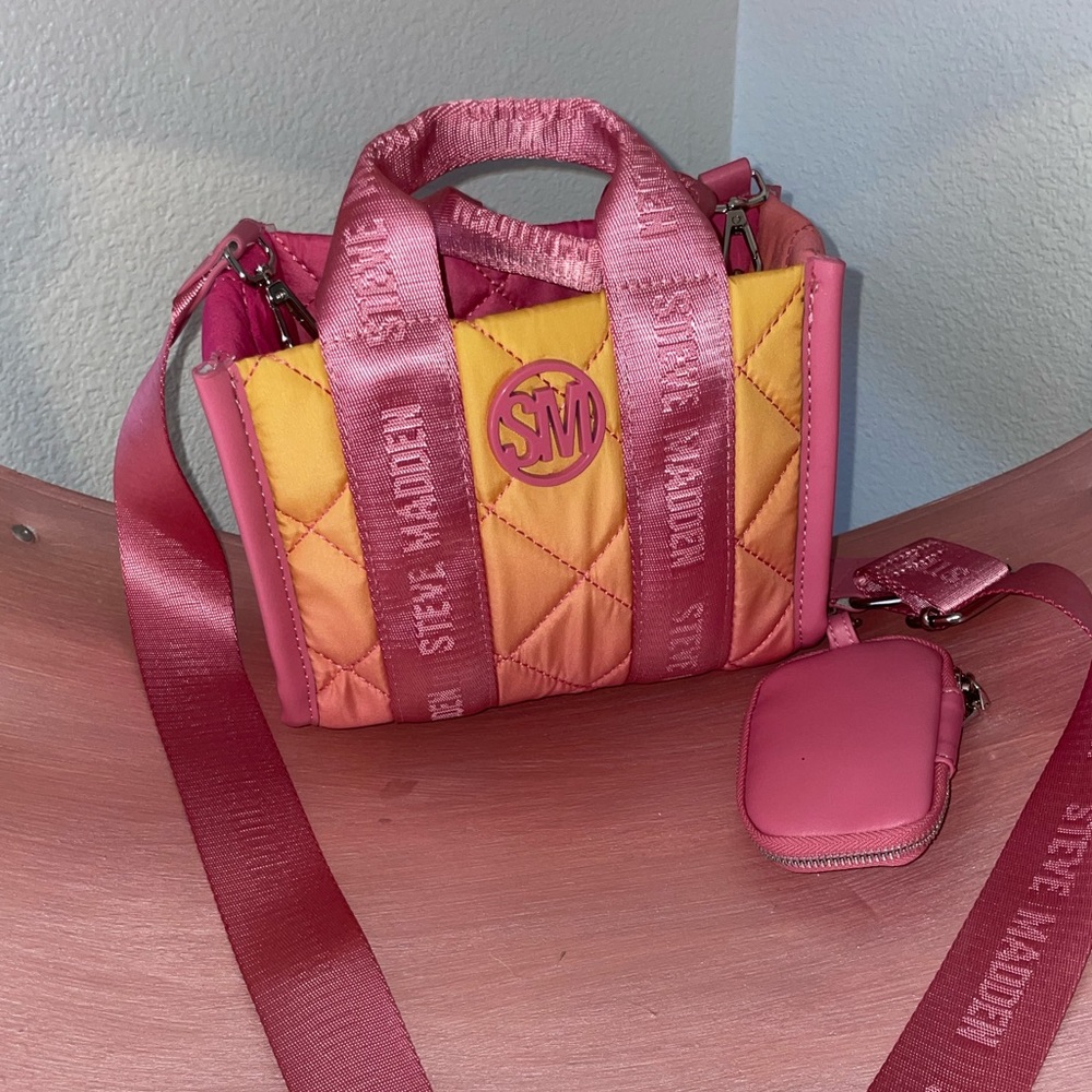 Steve Madden **viral** BMinnie